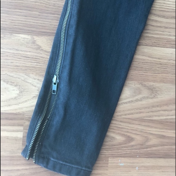 Current/Elliot The Side Zip Crop in Night - Picture 14 of 16